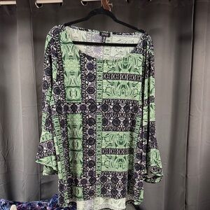 Jones New York Green and Black Patterned Blouse